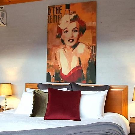Апарт отель Great Escape Lofts Глостер Экстерьер фото