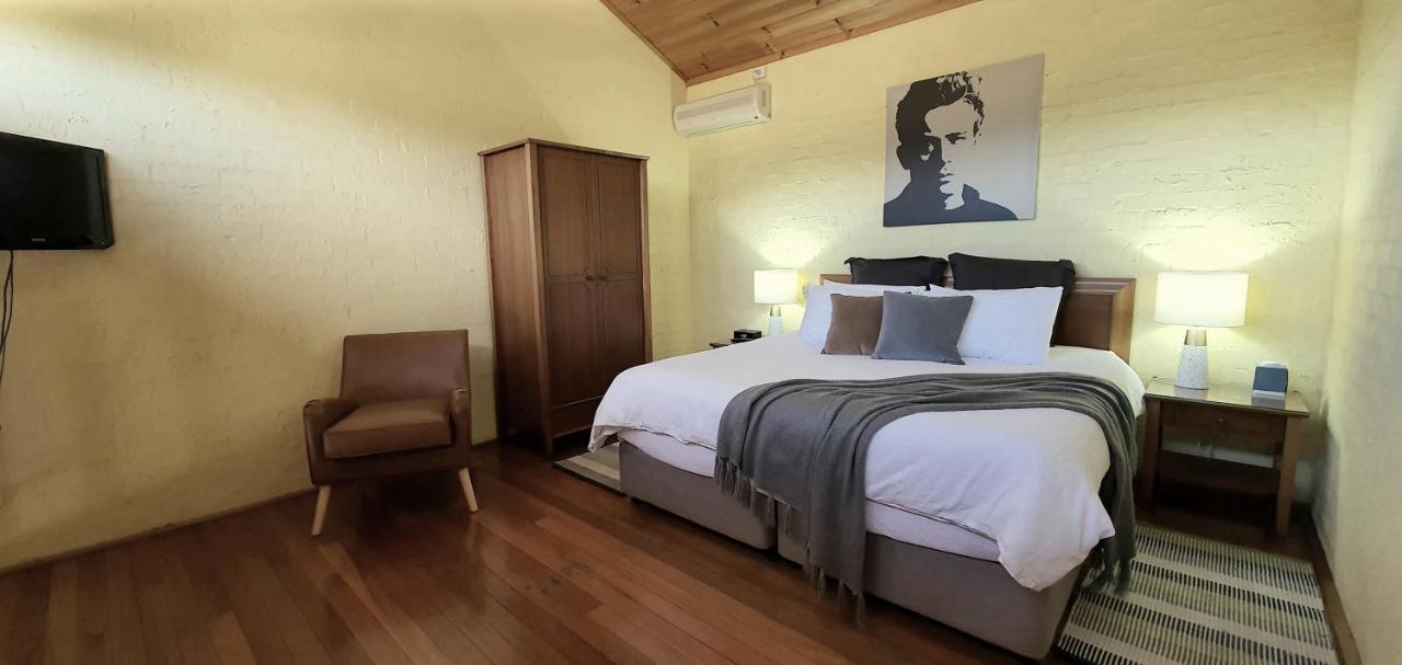 Апарт отель Great Escape Lofts Глостер Экстерьер фото